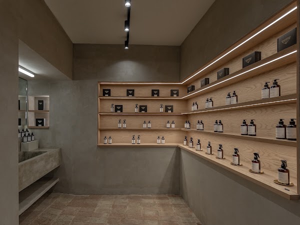 Perfumérica Flagship Store Condesa 2