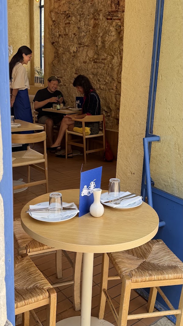 Kefi Bistro