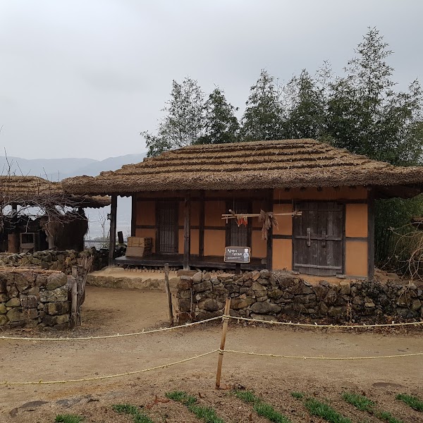 House of Choi Champan 4