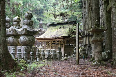 Okunoin Cemetery 1