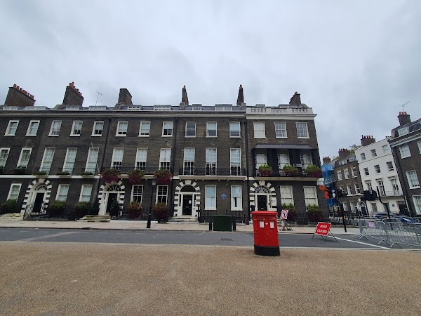 Russell Square 4