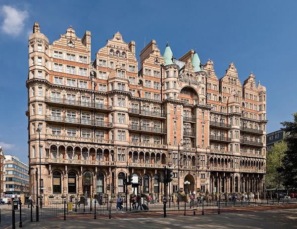 Russell Square 3