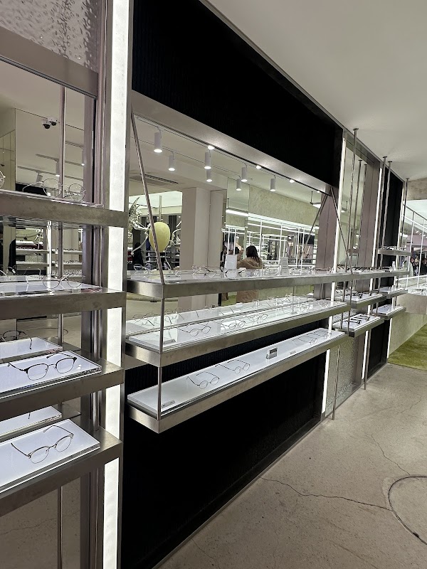 DOUBLE LOVERS SEONGSU FLAGSHIP STORE 5