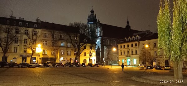 plac Wolnica 4