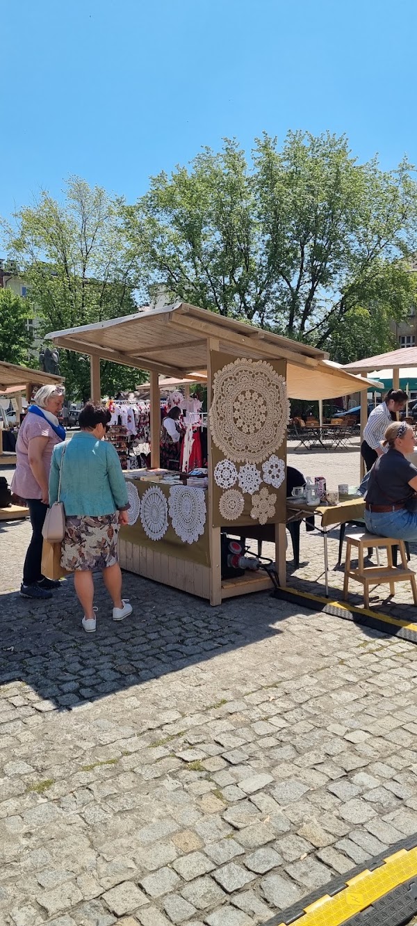 plac Wolnica 2