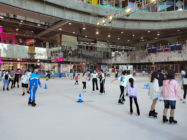 Mega Ice (Ice Rink)