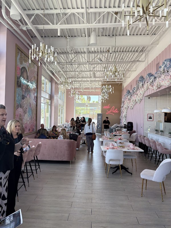 Café Lola 2