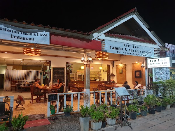 Loro Loco Pizza Cuisine Restaurant