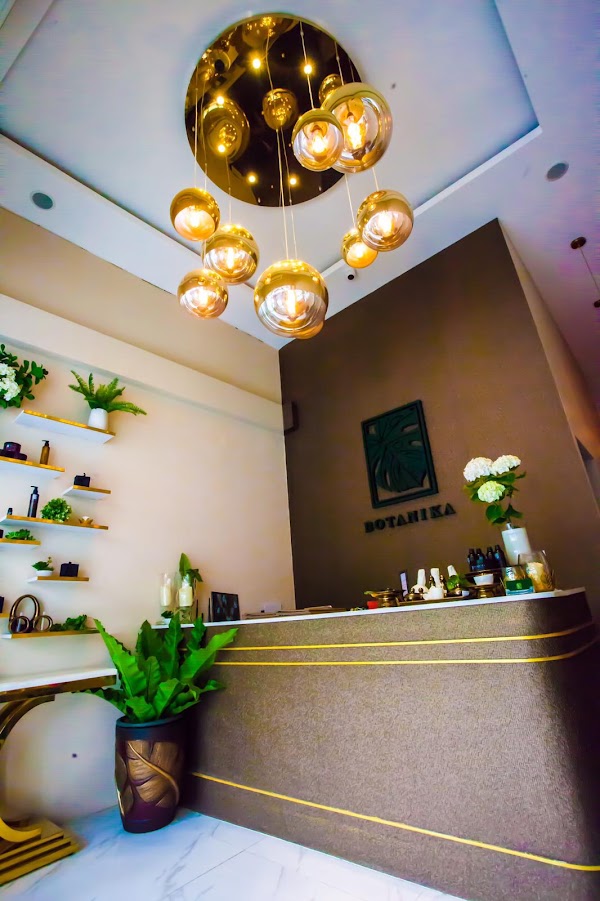 Botanika Massage - Silom