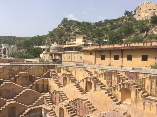 Panna Meena ka Kund 3