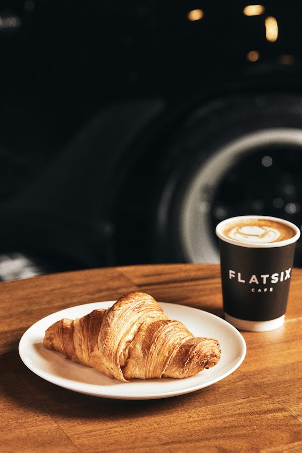 Flatsix Cafe 5