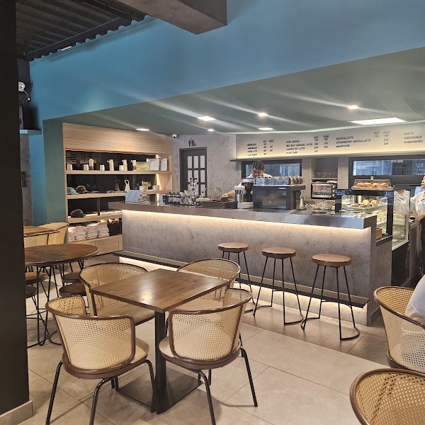 Flatsix Cafe 3