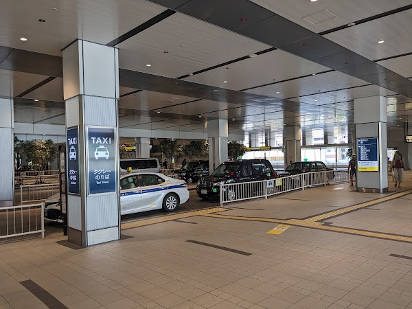 Shinjuku Expressway Bus Terminal (Busta Shinjuku)