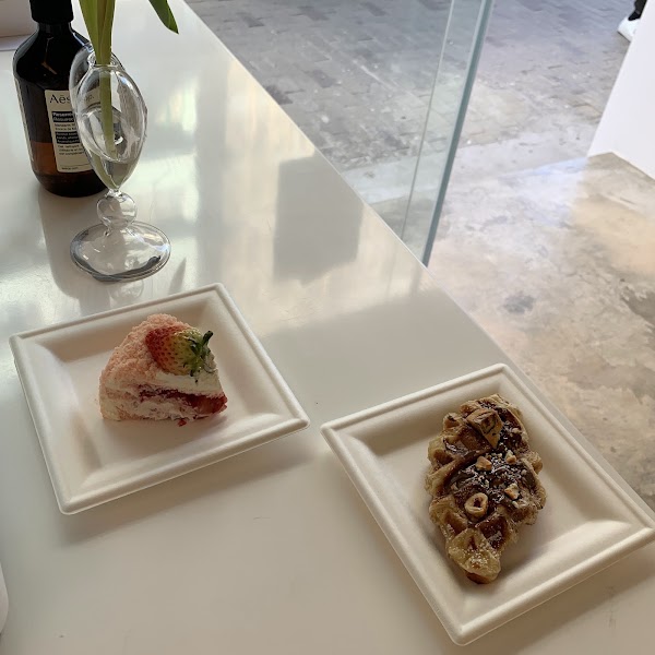Milk Bar Cafe 5