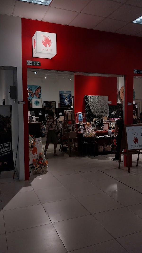 Api House KL, GMBB