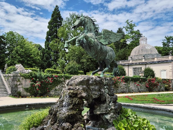 Pegasus Fountain 5