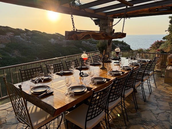The Secret Gorge - Restaurant & Wine Tasting Experience 2