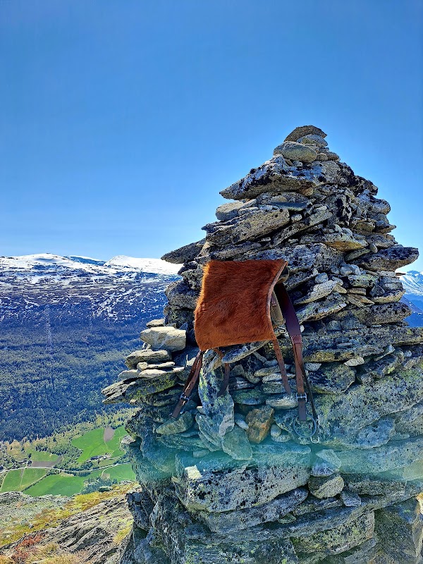 Lomseggi 4