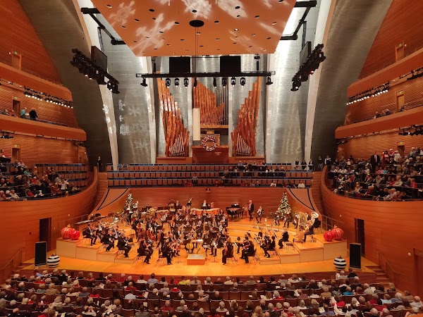 Kauffman Center for the Performing Arts 1
