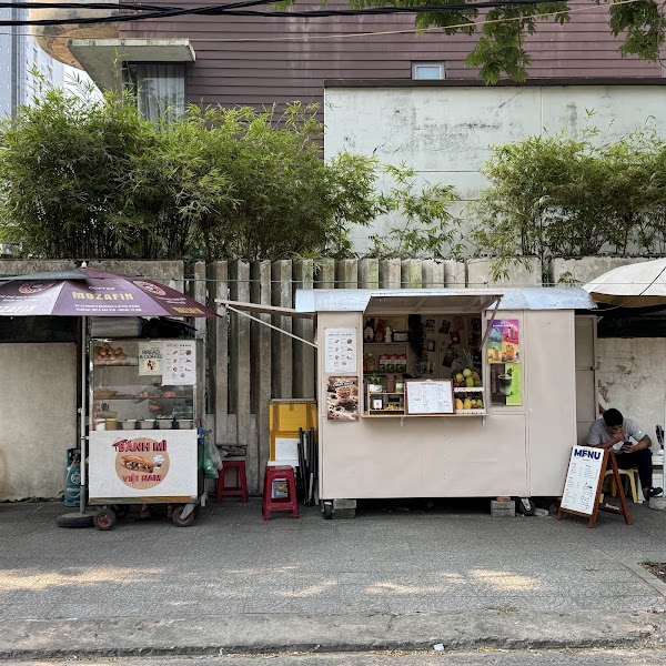 Coa Coffee & Banh Mi Mama 3