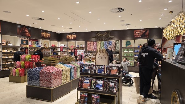 Sydney Outlet Village [formerly Fashion Spree] 4