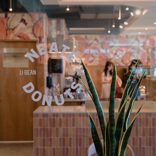 Neate Donuts 1