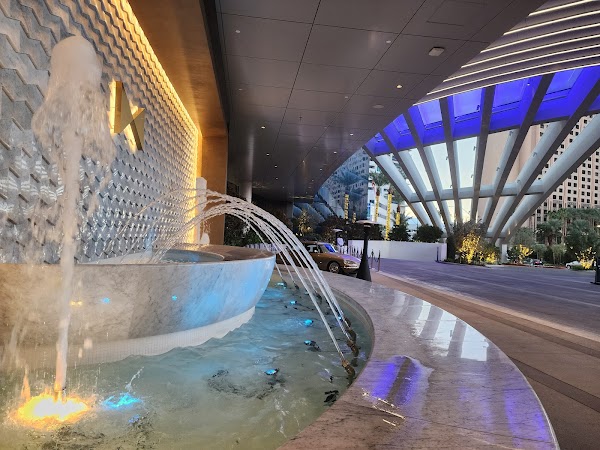 Fontainebleau Las Vegas 4