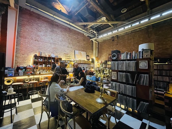 Vinyl Decision 4