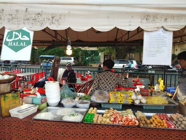 Phnom Penh Night Market 2