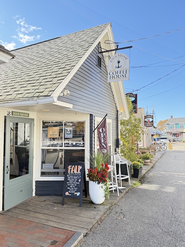 Dock Square Coffee House 3