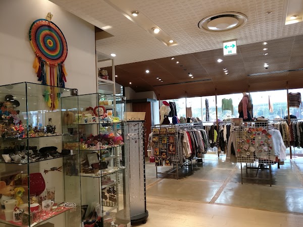 Kinji used clothing 4