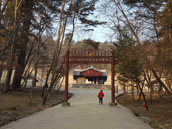 Gwangneung Royal Tombs 5