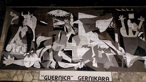 Picassoren “Gernika” horma-irudia