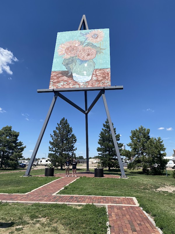 World's Largest Easel