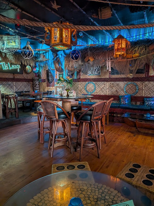 High Roller Tiki Lounge 4