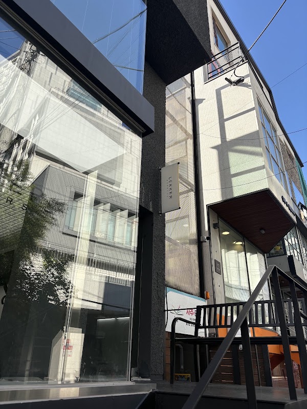 LEKKER BARBERSHOP Hongdae 3