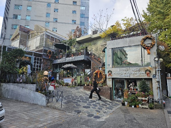 Site of Donuimun Gate (Seodaemun) 4