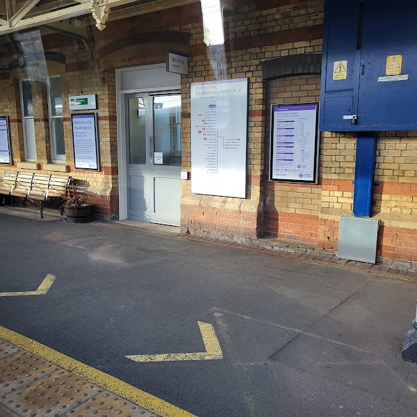 Elizabeth Line 4