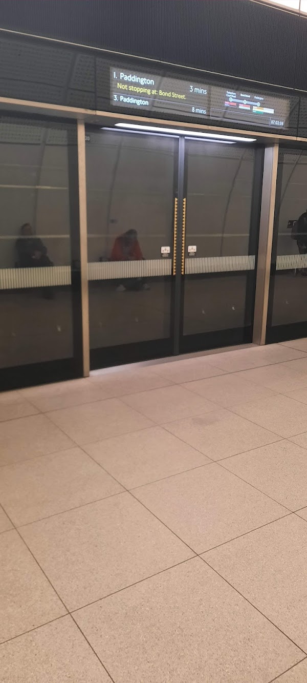 Elizabeth Line 3