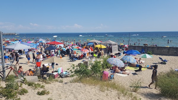 Bay Beach 2