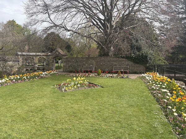 Southover Grange Gardens