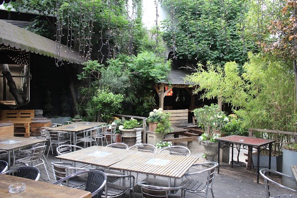 Garden Bar & Grill 1