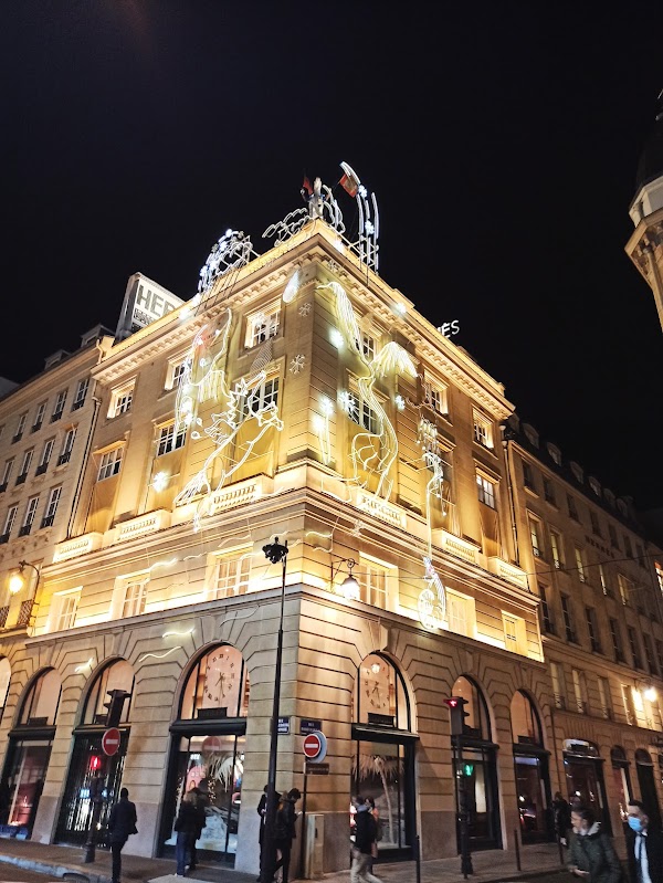 Rue du Faubourg Saint-Honoré 4