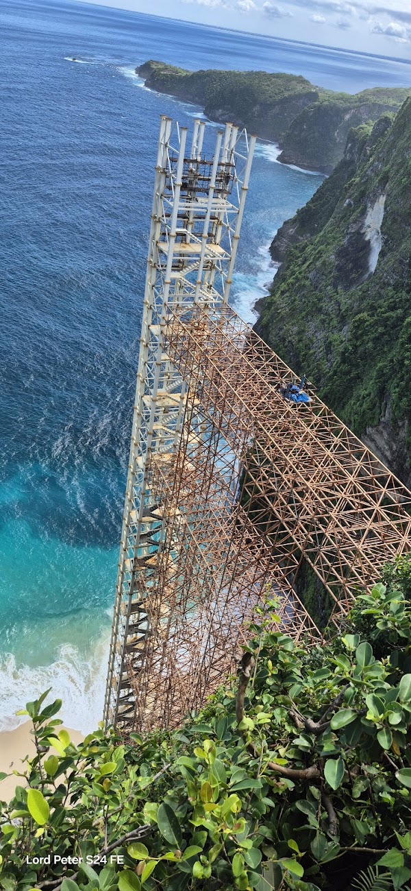 Kelingking Beach Nusa Penida Bali 2