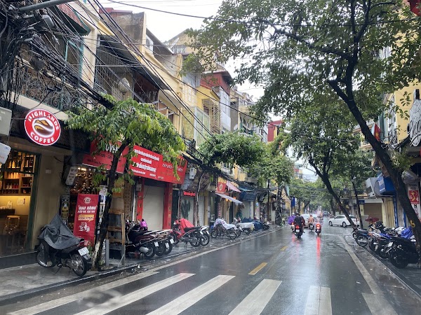 Phố Hàng Bè
