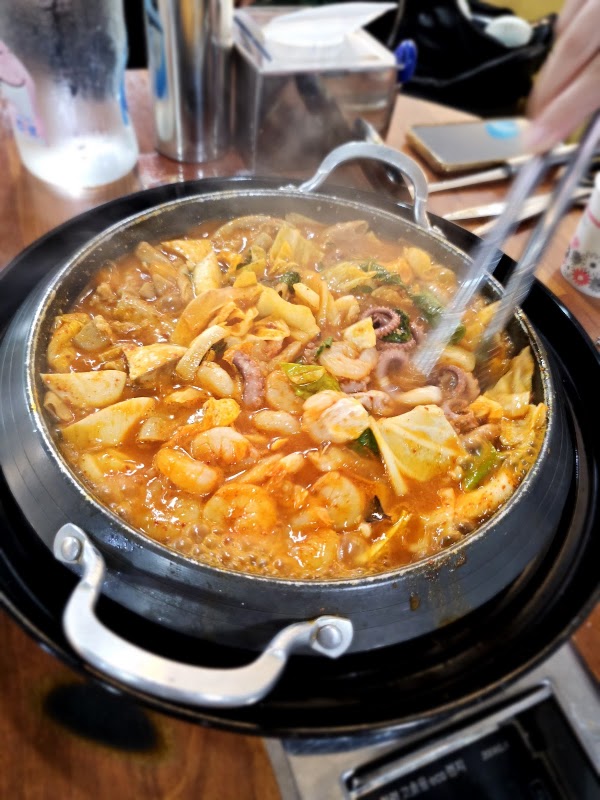 달랭이 | Korean restaurant Dallaeng-i Nakgopsae (Octopus, Beef Tripe, Shrimp Stir-fry)| 韓国料理 | 鍾路美食 4