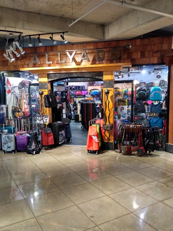 Lonsdale Quay Market