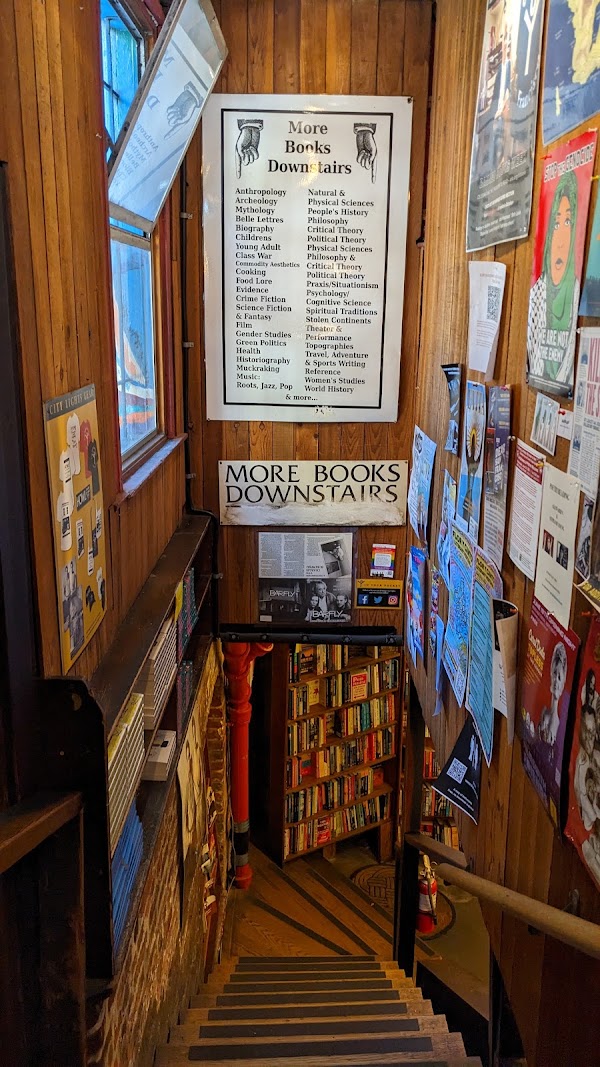 City Lights Booksellers & Publishers 2