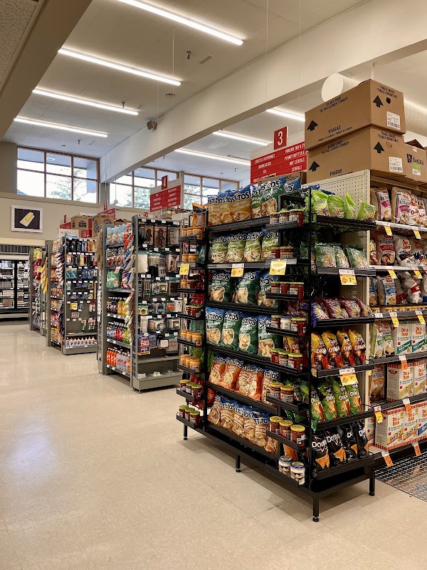 IGA Banff 4