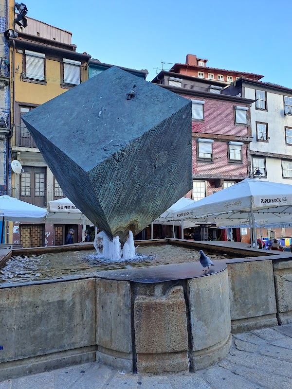 Praça da Ribeira 4